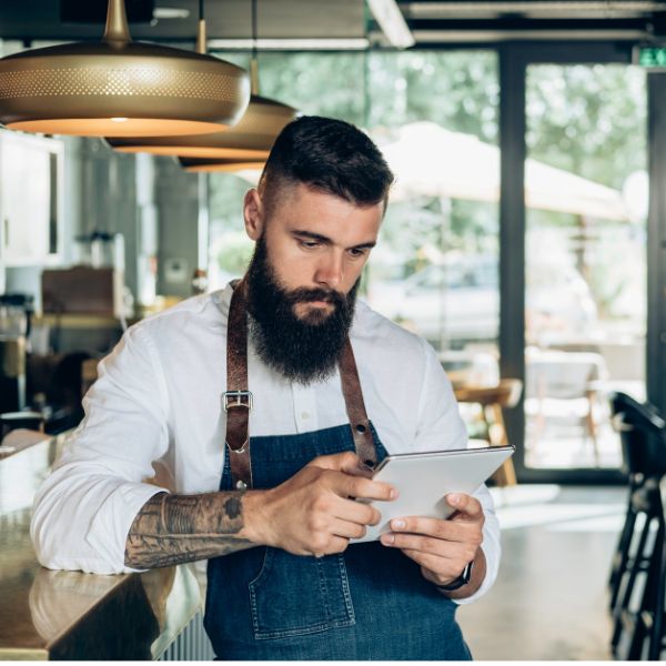 manager on tablet